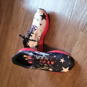 Mens Brooks Launch 8 Size 11